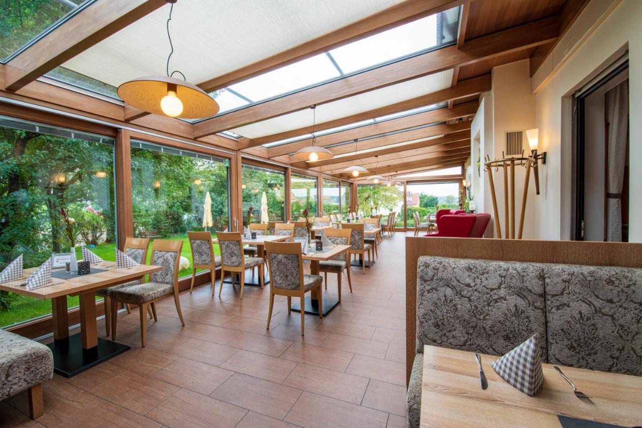 Langenzenn Landhotel Seerose מראה חיצוני תמונה