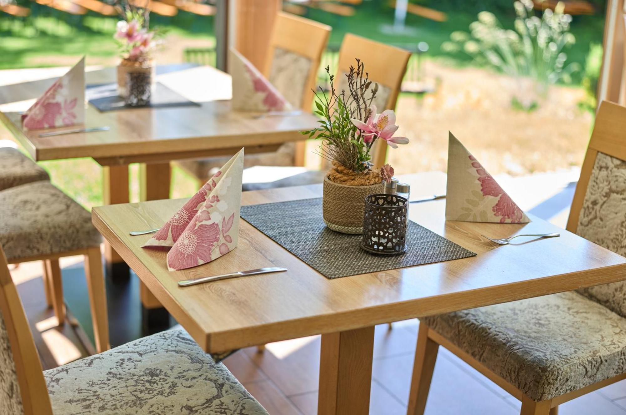 Langenzenn Landhotel Seerose מראה חיצוני תמונה